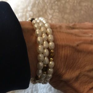 Freshwater Pearl, Tigereye and Gold Bead Bracelet